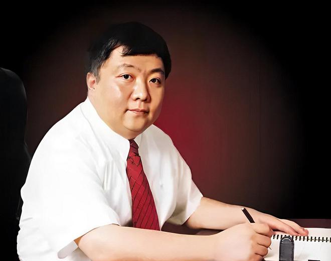 晓坐拥身价4770亿一位外地老板闯进前三不朽情缘电子游戏山东2025年十大富豪揭(图2)